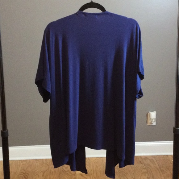 M By Johnny royal blue short sleeve open face wrap - Picture 2 of 12